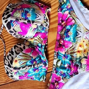 Victoria's Secret Floral Cheetah Women's Bikini Set 34C Bandeau Top & M Bottom